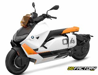 scooter électrique BMW CE 04 2023